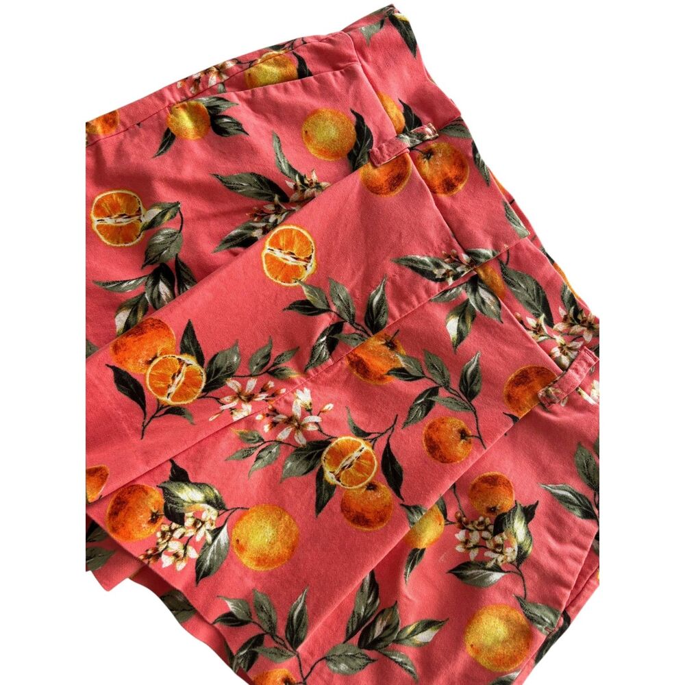 LOFT Size 10P Coral Floral Pleated Summer Shorts with Orange Print - Picture 3 of 5